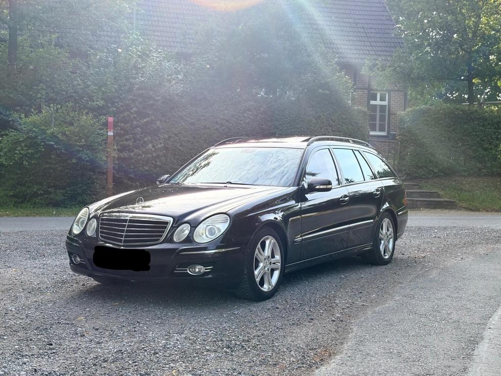 Mercedes-Benz E 200