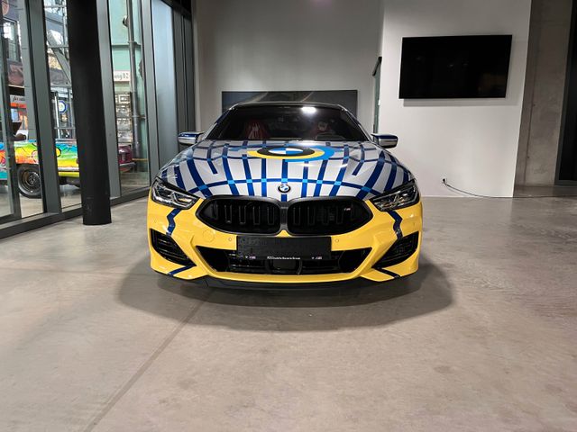 BMW M850 i xDrive SONDERMODELL "Jeff Koons 1 of 99"