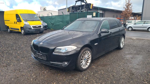 BMW 530 Baureihe 5 Touring 530 d ~ Autom ~ Xenon