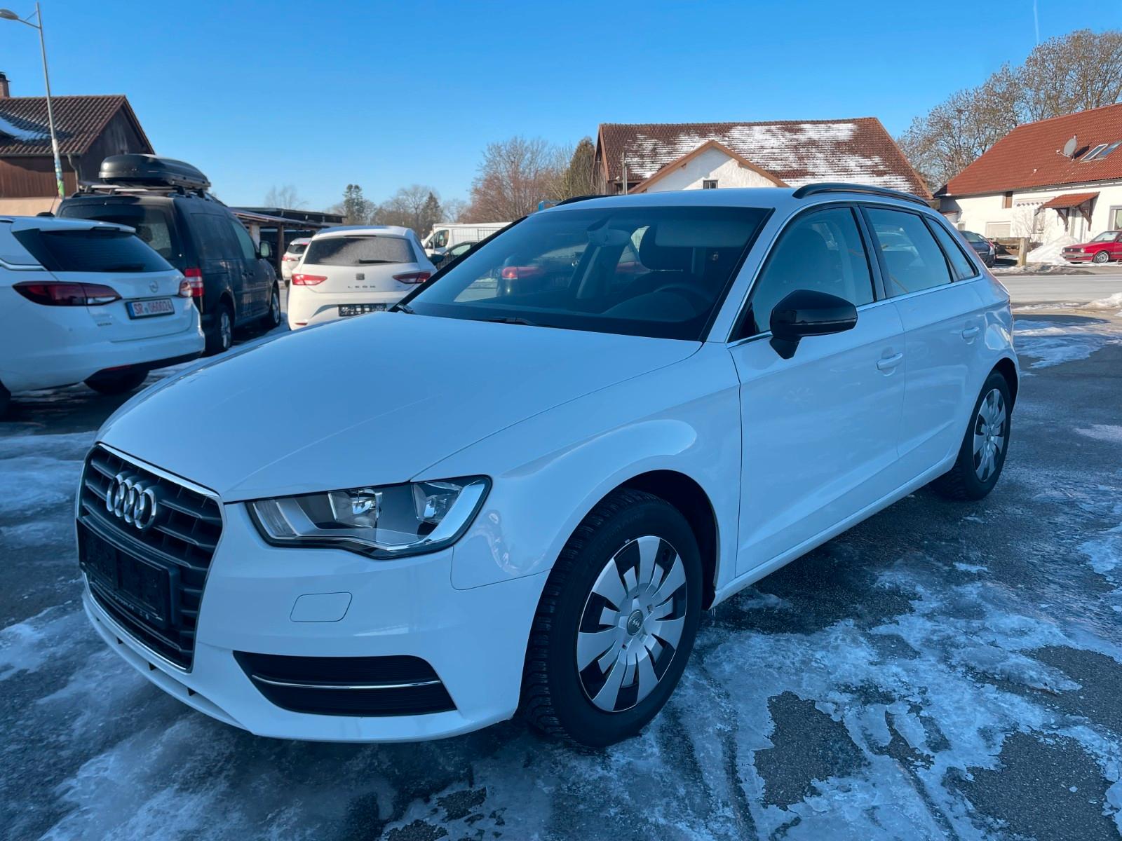 Audi A3 Sportback attraction, NAVI, SHZ, BT-Audio,