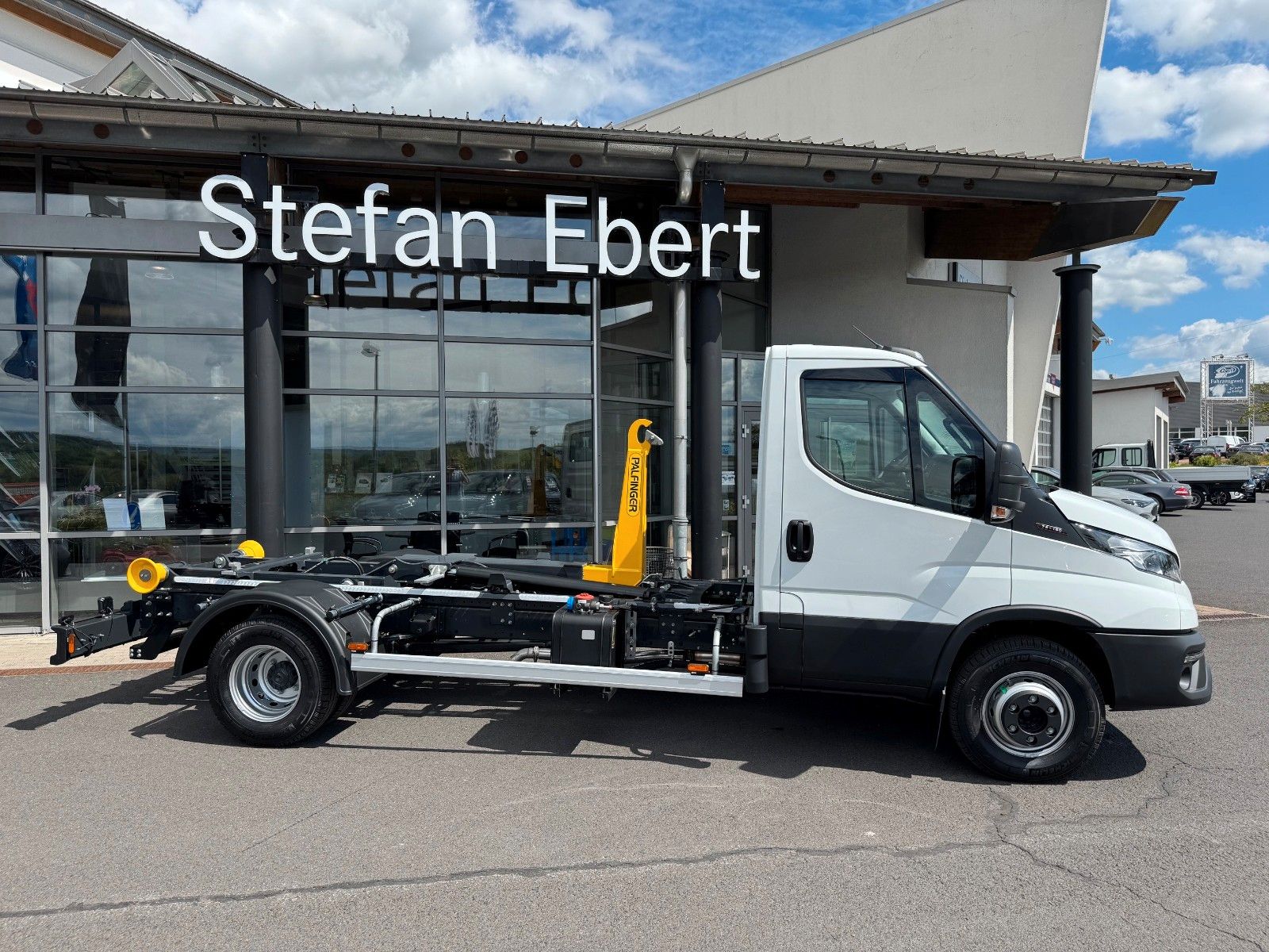 Fahrzeugabbildung Iveco Daily 70C18 3.0L *R4.100mm*AHK*Luft*Sperre*