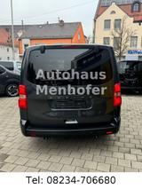 Opel Zafira Life L 177PS Automatik 8-Sitzer-AHK-Leder - Opel Gebrauchtwagen in Augsburg