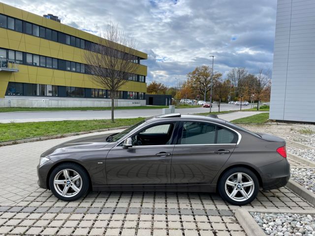 BMW 335xi Allrad Autom.Luxury/Leder/Navi/Head-Up/SSD