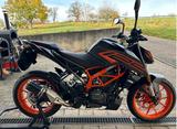KTM Duke 125 - KTM MOFA