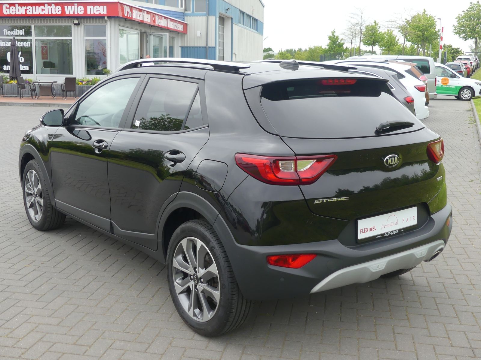 Kia Stonic 1.0 T-GDI Vision Klimaaut. Navi Kamera imagem 3