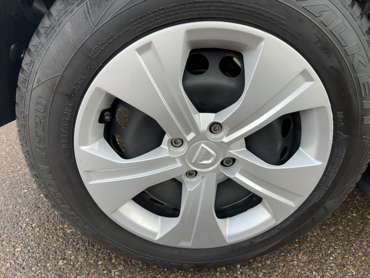 Fahrzeugabbildung Dacia Sandero Essential SCe 65 Klima