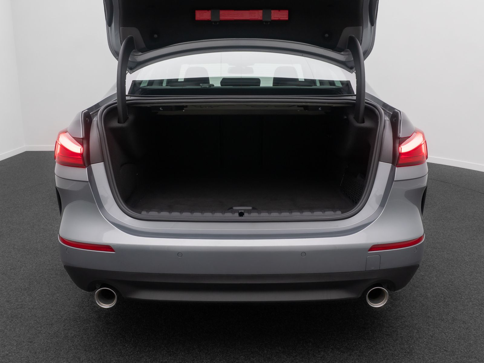 Fahrzeugabbildung BMW 220 Gran Coup&eacute; HUD DAB Sport AdaptLED PDC Leder