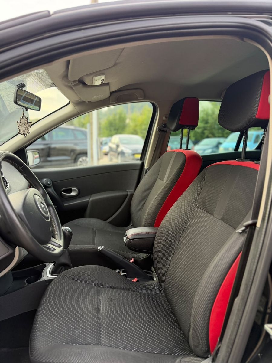 Fahrzeugabbildung Renault Clio III*Klima