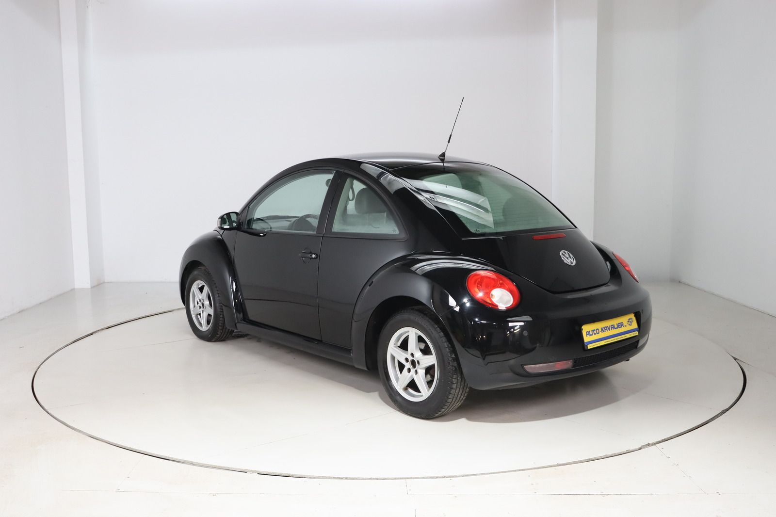 Fahrzeugabbildung Volkswagen New Beetle 2.0 * Sitzhzg. * Klima * HU/AU 07.27