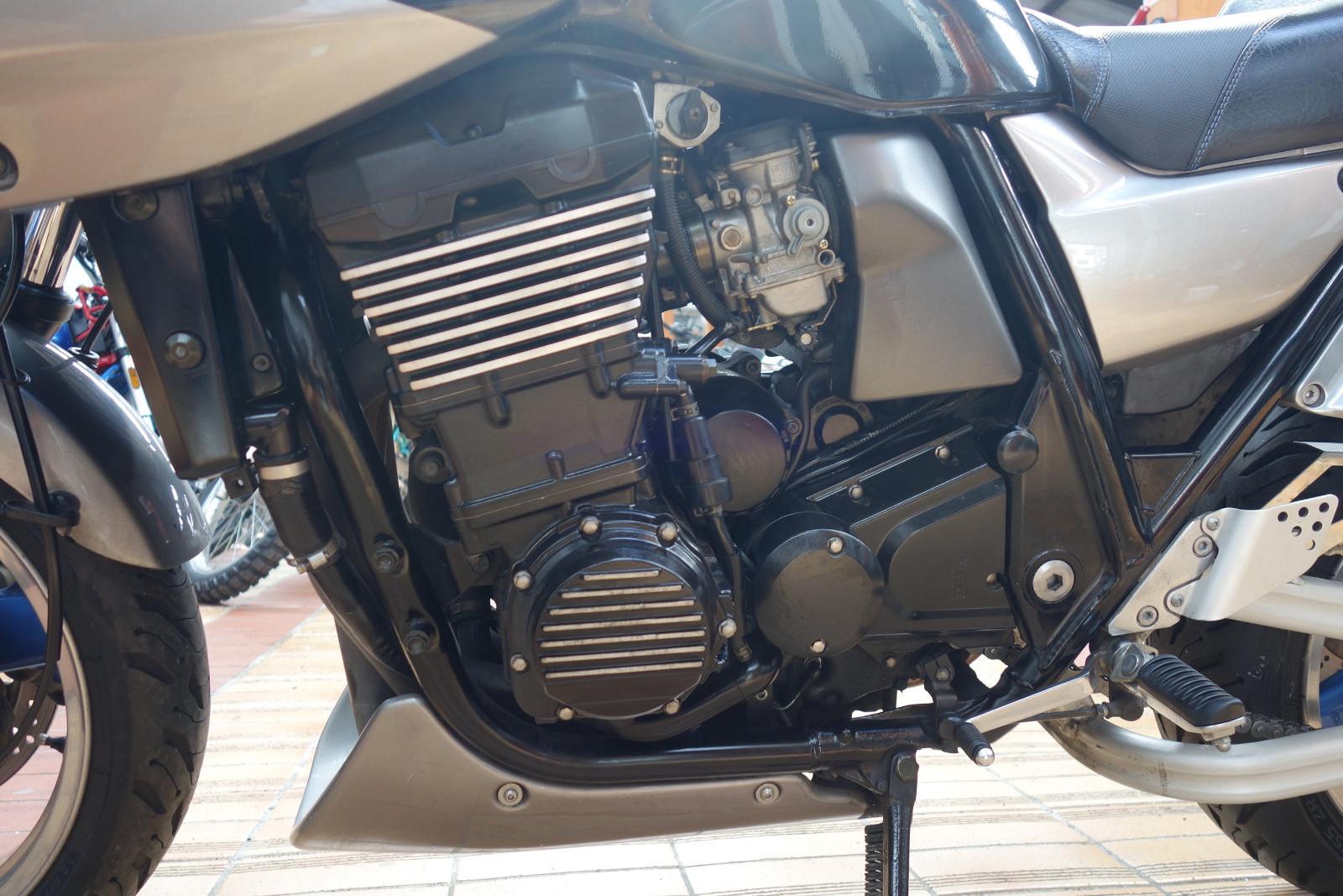 Kawasaki ZRX 1200 S+Sehr gepflegt+Bagster+Service neu+