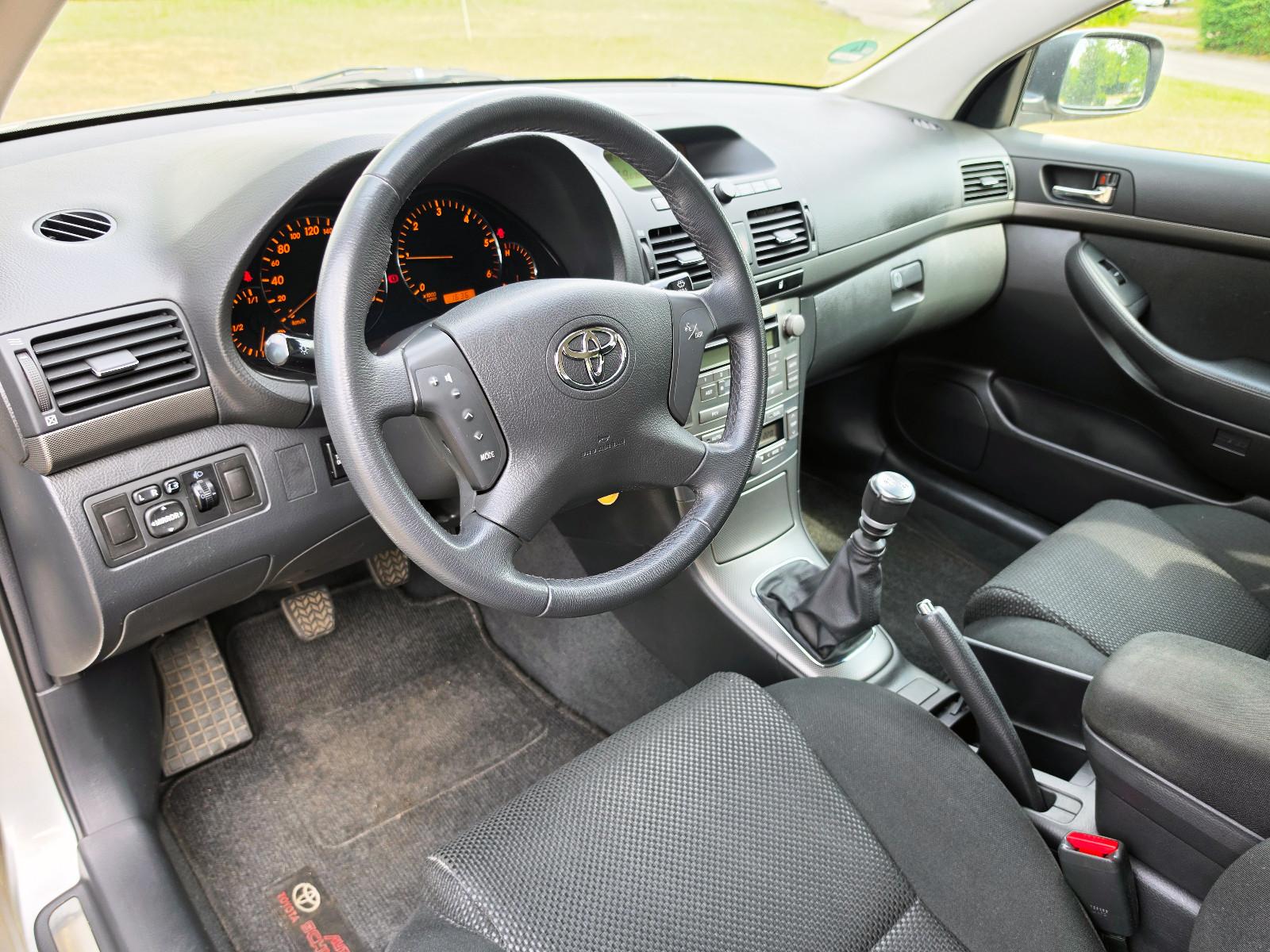 Toyota Avensis 2006 — photo 7