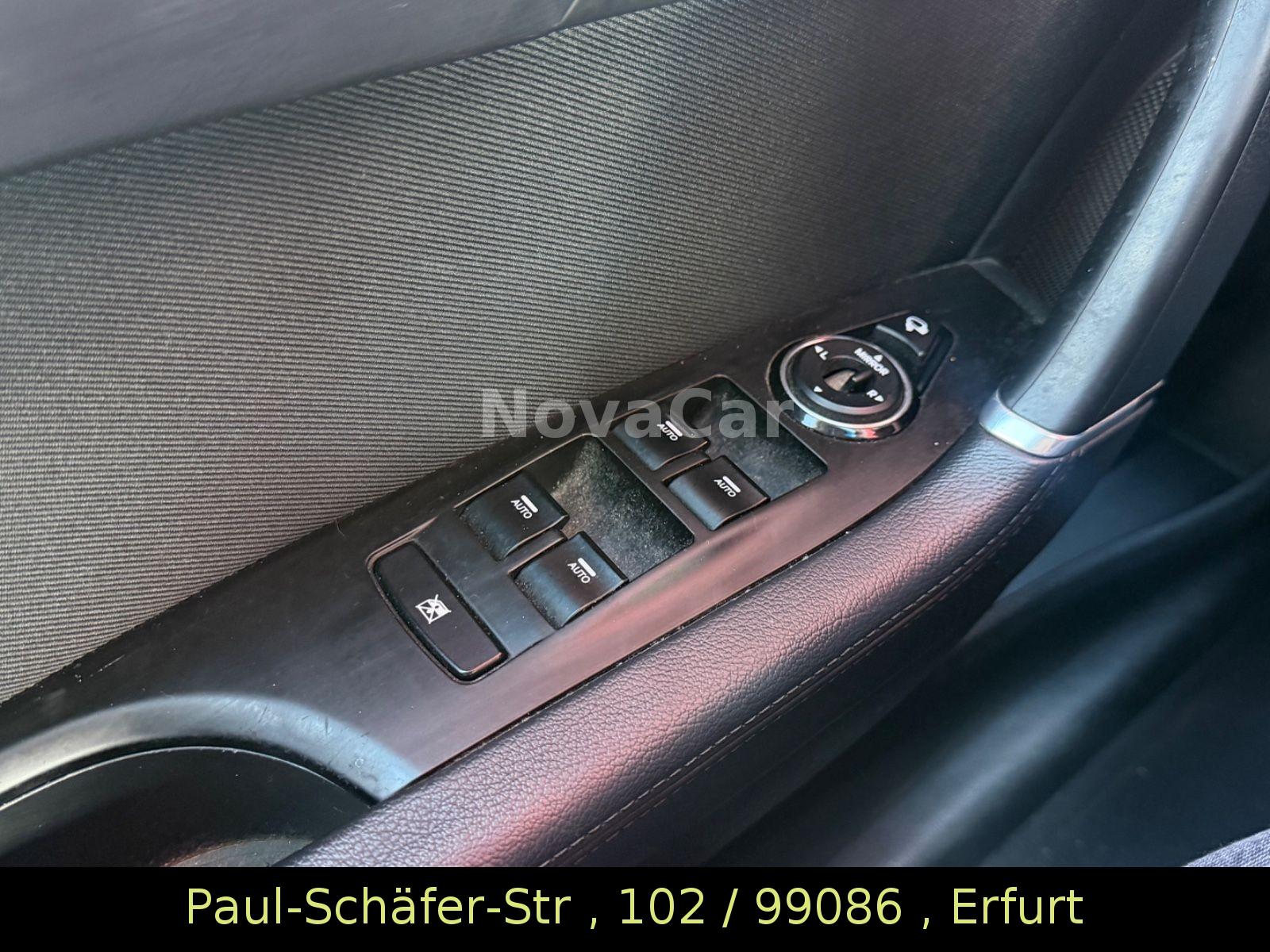 Hyundai i40 2015 — photo 8