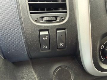 Opel Vivaro - 7