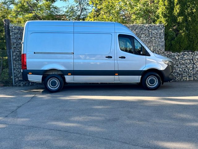 Mercedes-Benz Sprinter – Bild 2