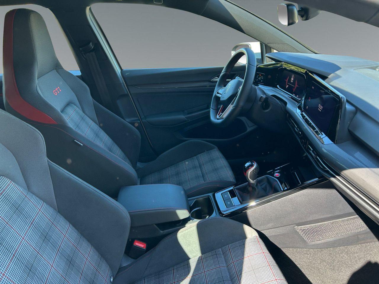 Volkswagen Golf VIII 2.0 TSI GTI,SHZ,LED+,NWS,APP,19483KM!, миниатюра 15