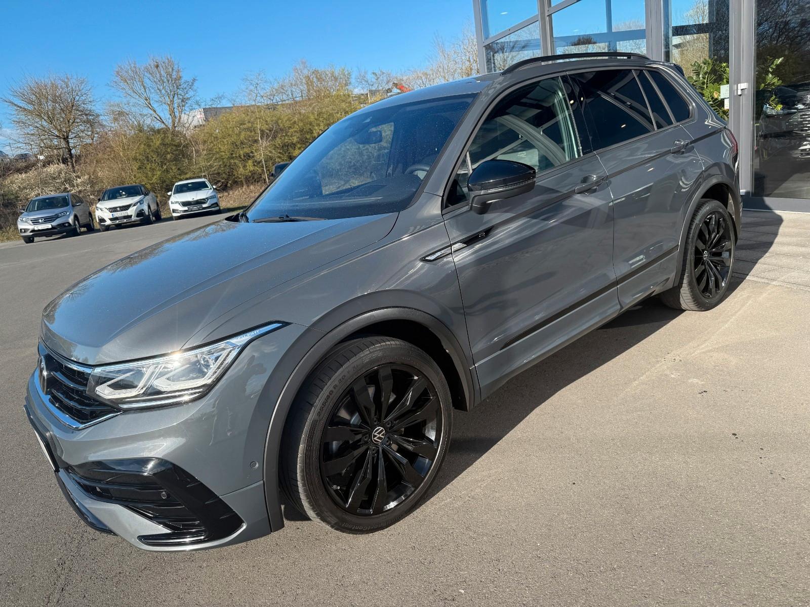 Volkswagen Tiguan 2,0TDi R-Line 4Motion Pano 20" AHK DCC