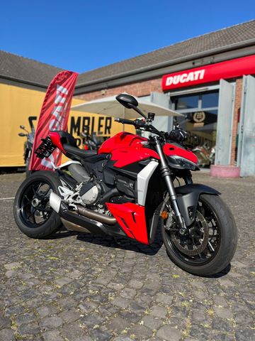 Ducati Streetfighter V2