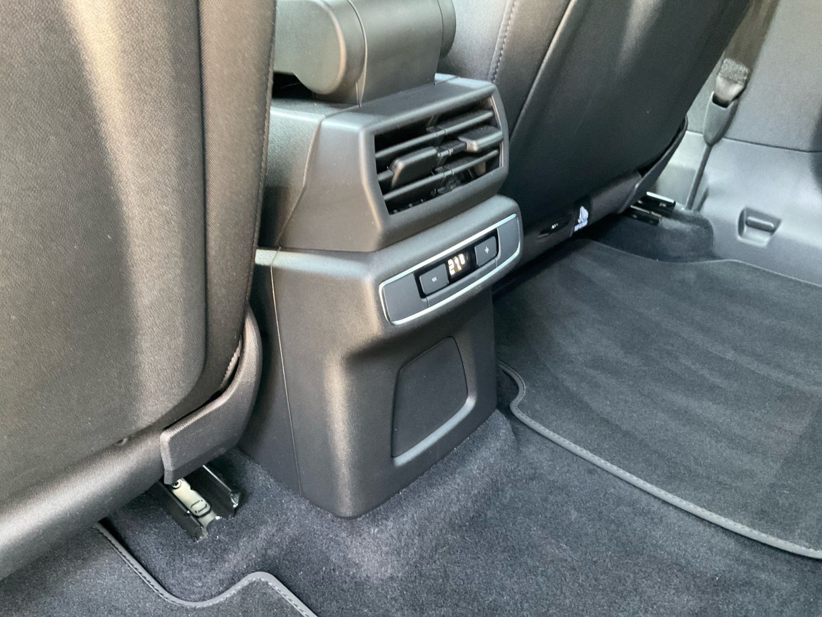 Audi Q4 e-tron - Bild 26