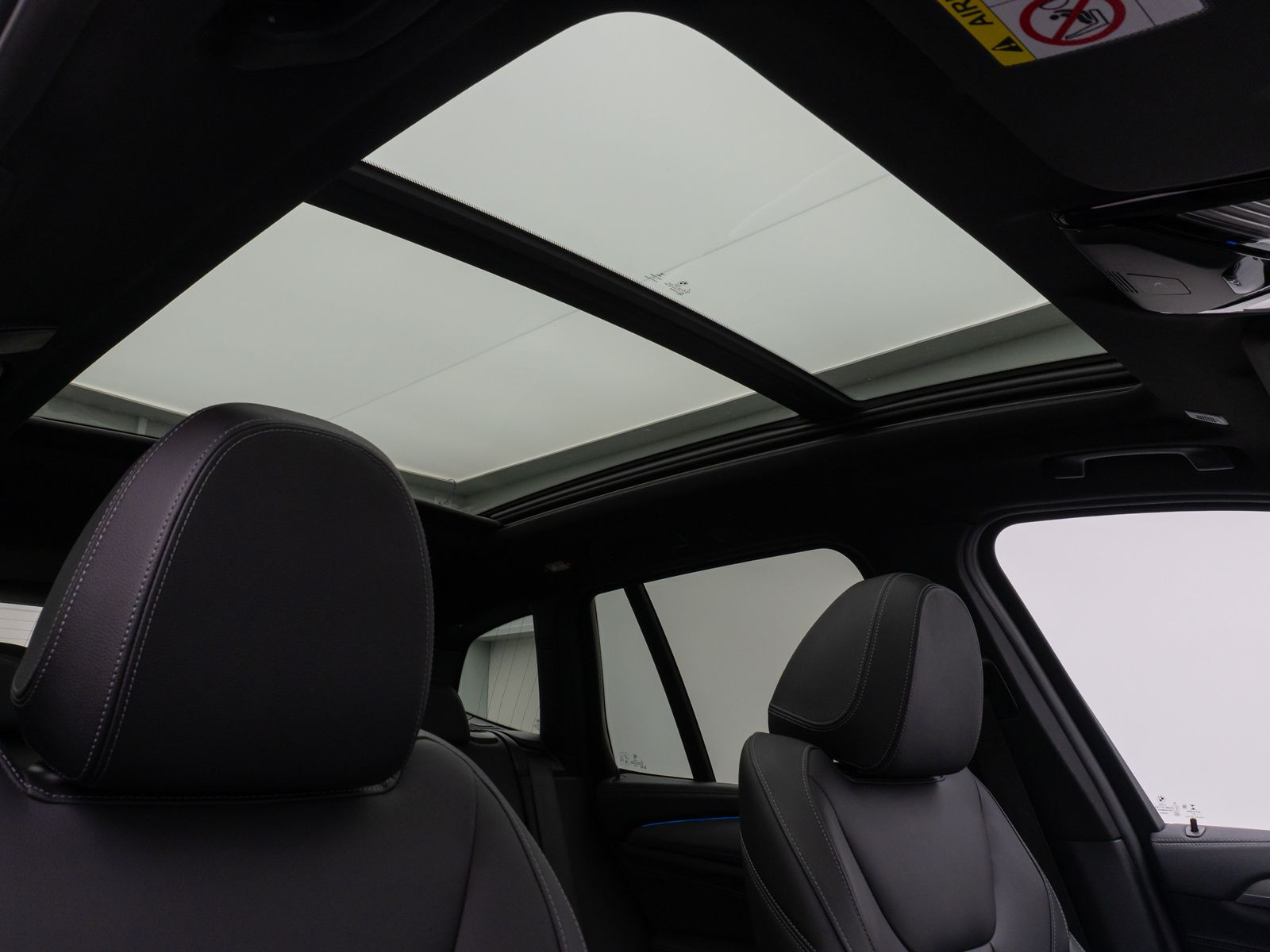 Fahrzeugabbildung BMW iX3 Impressive 360° H/K HUD DAB Panorama 20Zoll