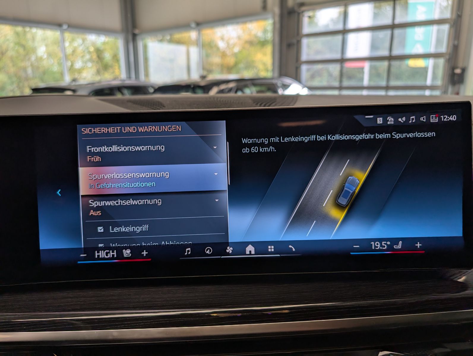 Fahrzeugabbildung BMW X5 30d xDrive M-Sport Innovati AHK H&K UPE:105T€