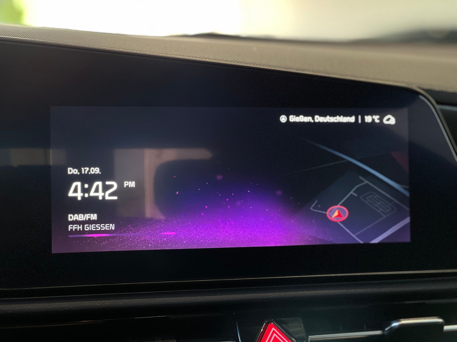 Fahrzeugabbildung Kia Niro Spirit PHEV Relax-Pack Tech-Pack HUD H&K