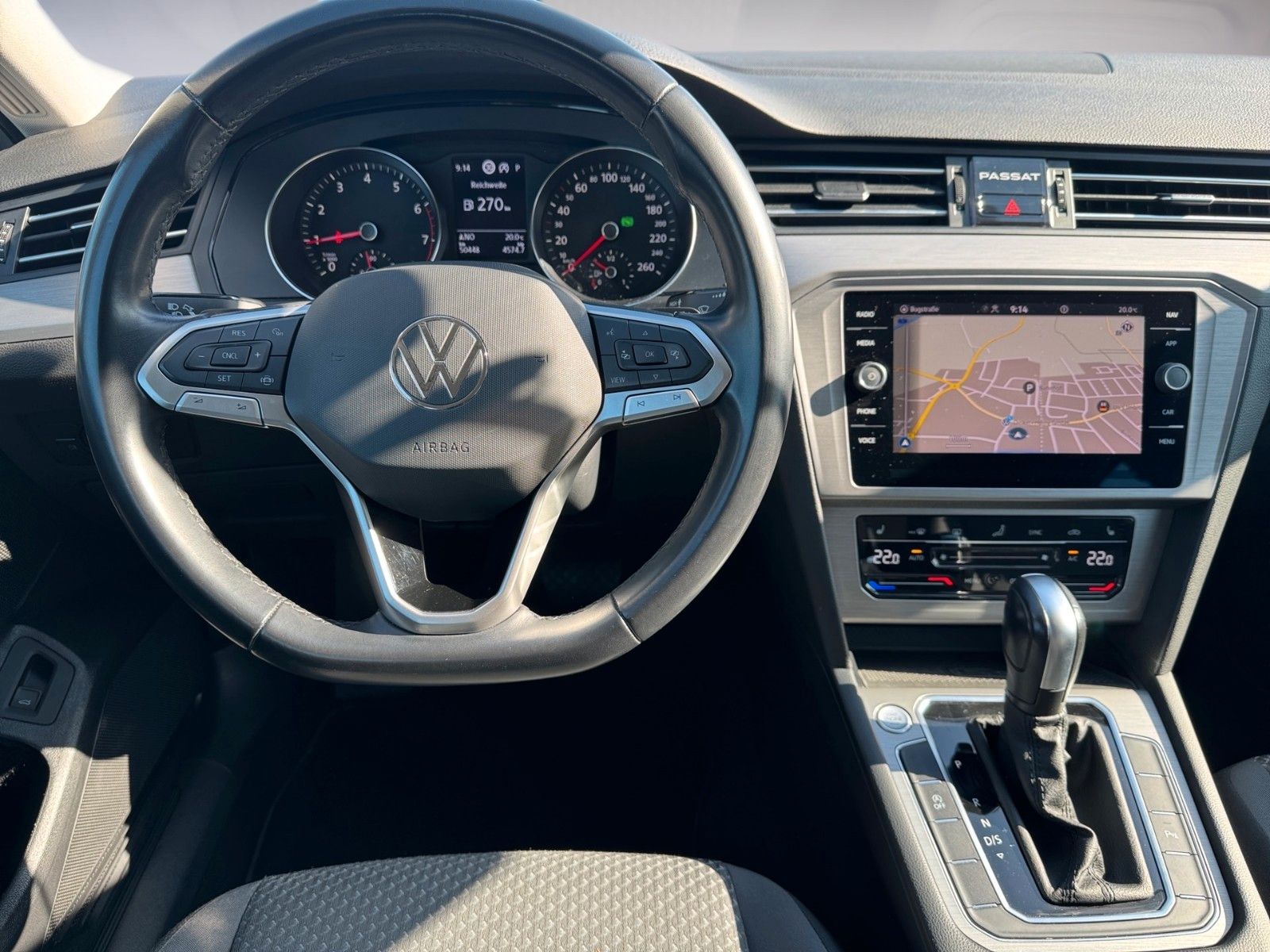 Fahrzeugabbildung Volkswagen Passat Variant Conceptline 1.5 TSI