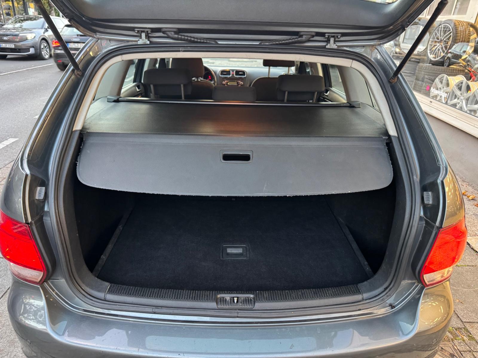 Volkswagen Golf 2010 — photo 20