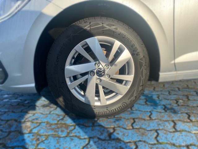 Polo 1.0 TSI Style KLIMA PDC SHZ NAVI MATRIX-LED