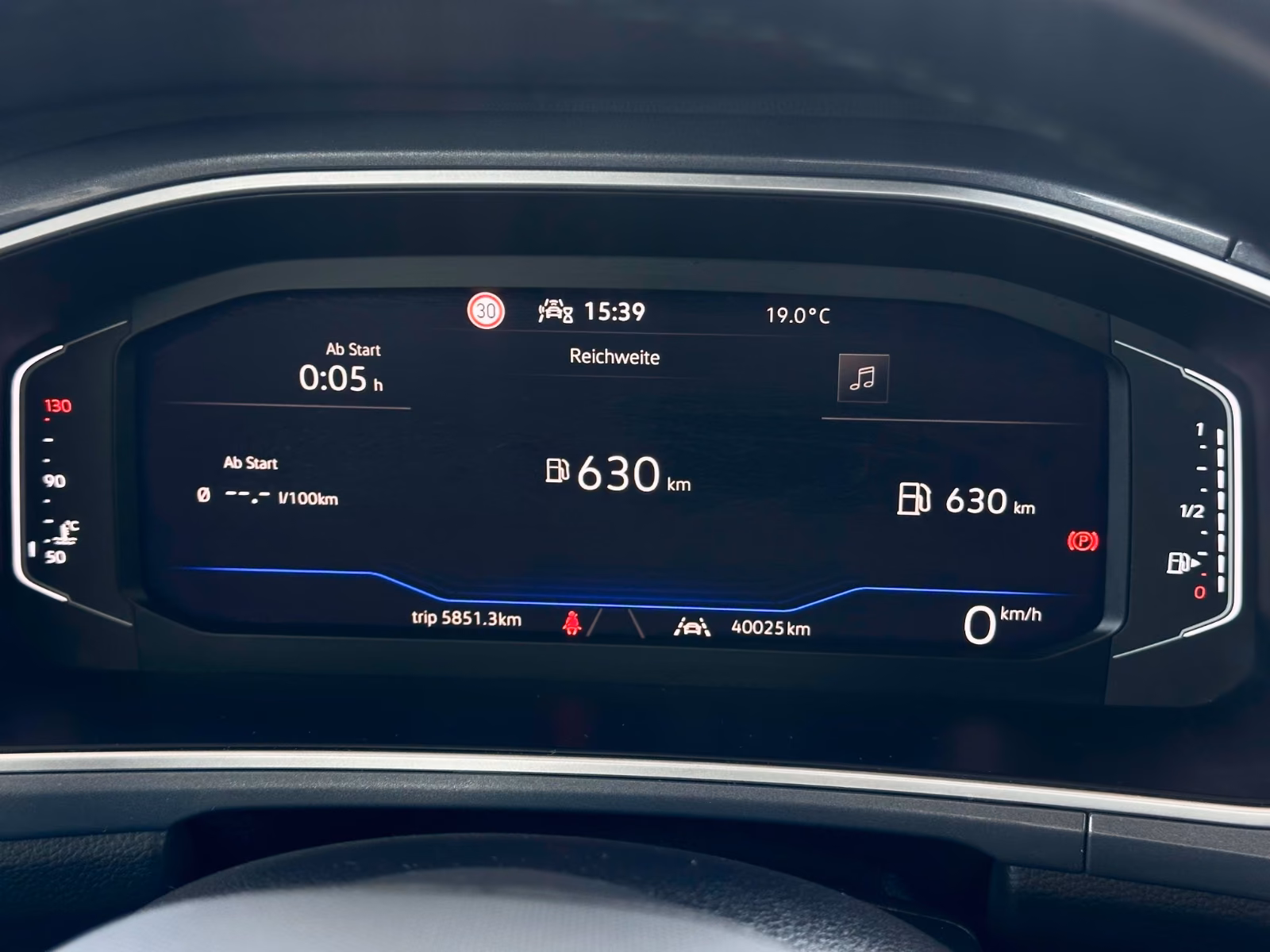 Volkswagen T-Roc 1.5 TSI Style LED App-Connect 1.Hand, миниатюра 17
