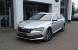 Skoda Superb Combi 2.0 TDI DSG Style *Matrix*Navi*AHK - silberne Skoda Superb