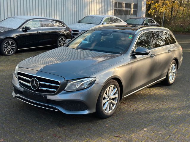 Mercedes-Benz E 300d Avantgarde Distronic+ Softclose 360° Pano