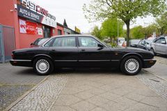 Fahrzeugabbildung Jaguar XJ Executive 3.2 V8 Automatik Leder LM PDC