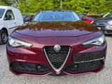 Alfa Romeo Giulia Veloce Q4 Aut.Leder,Xenon,Shz,Nav,Kam,PDC - Alfa Romeo Giulia in Köln