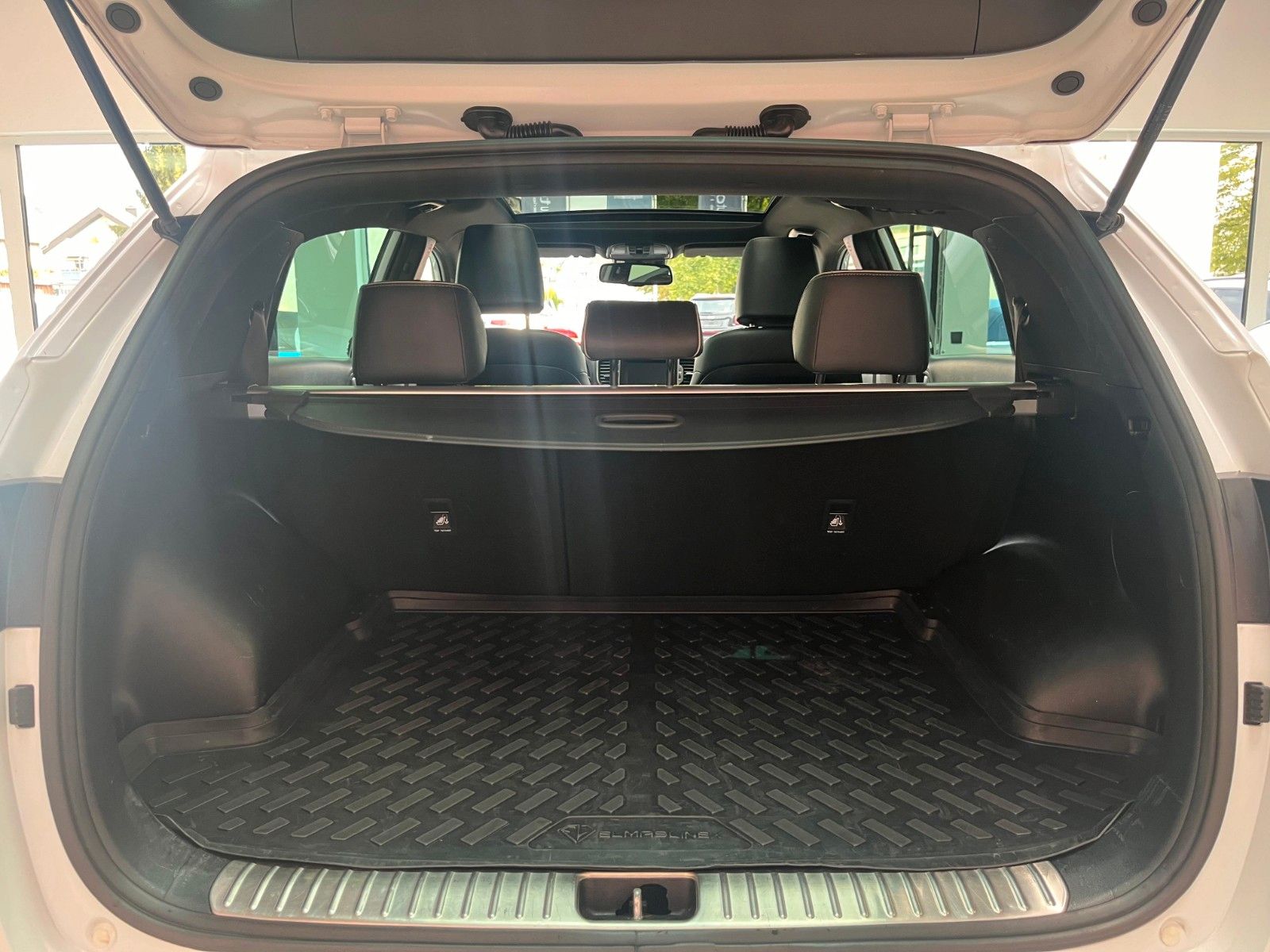 Fahrzeugabbildung Kia Sportage 1.6 GT-Line 2WD*Pano*RFK*AHK