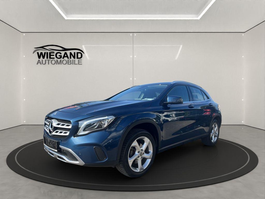 Mercedes-Benz GLA 200 7G-DCT Urban+LED+PDC+NAVI+SHZ+