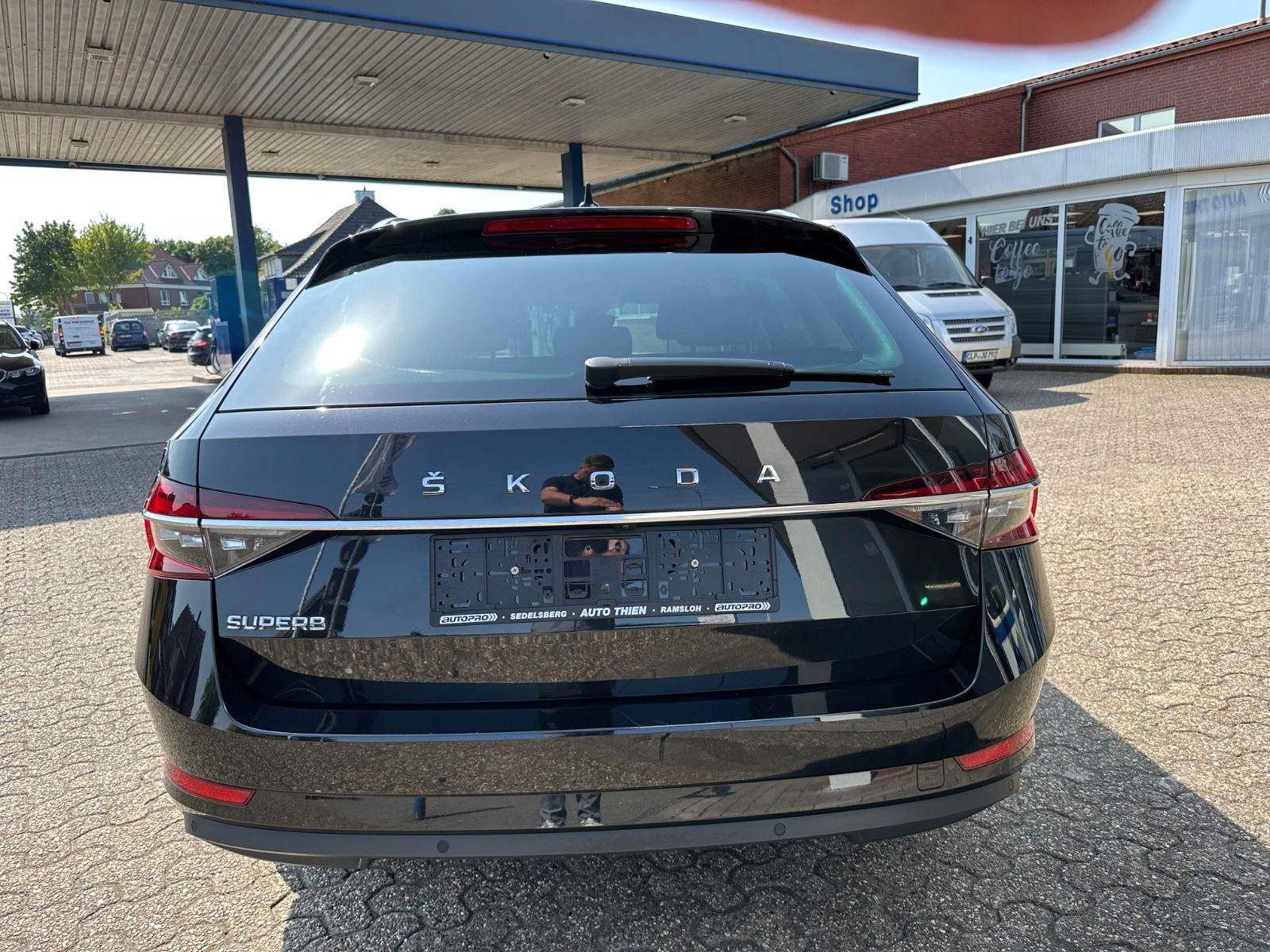 Fahrzeugabbildung SKODA Superb Combi 2.0 TDI Style AHK/Fahrass.Plus/Colu