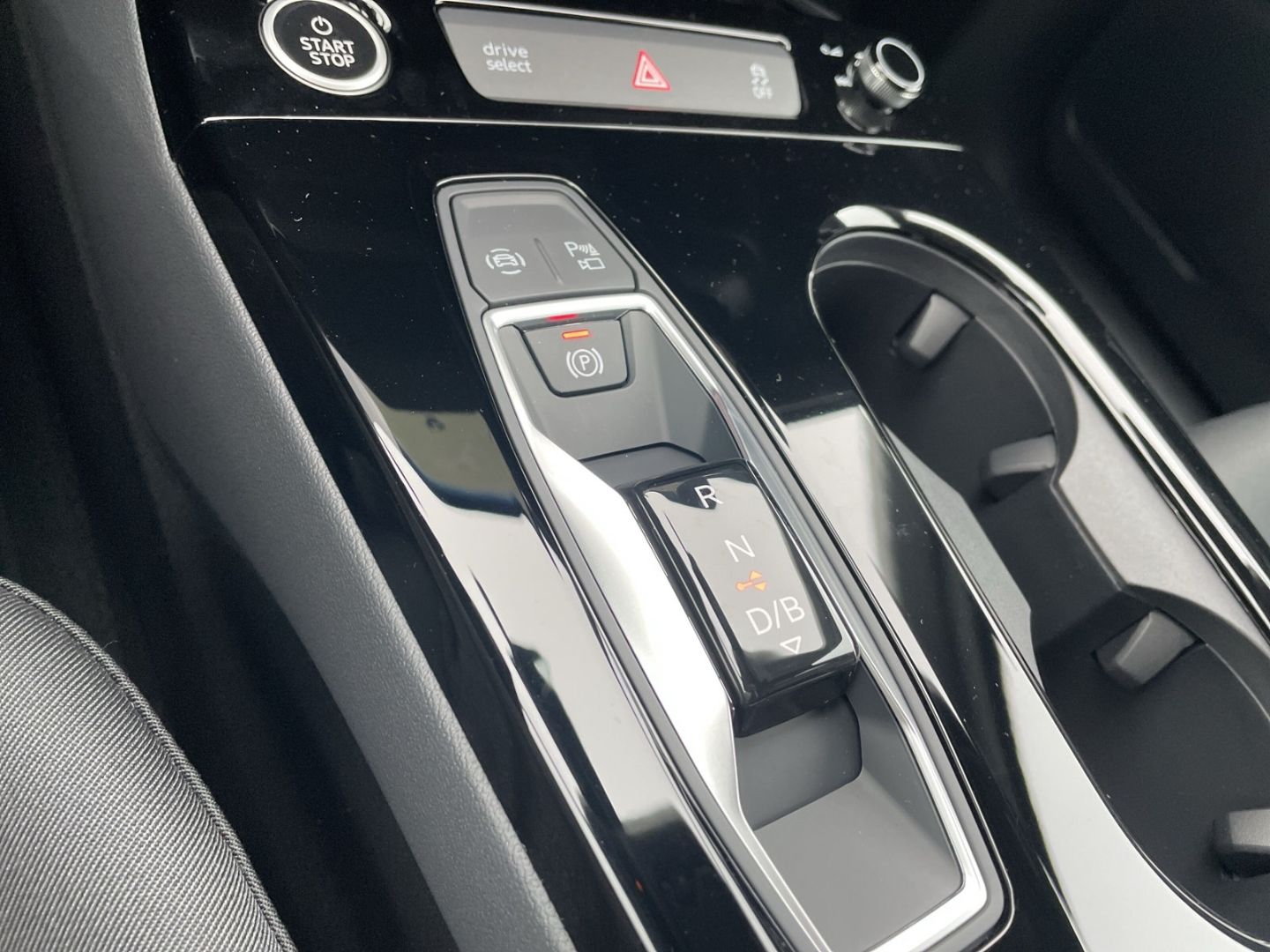 Audi Q6 e-tron - Bild 19