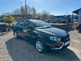 Lada Vesta**Automatik**SHZ**Klima**PDC**Allwetter** - Lada: Limousine