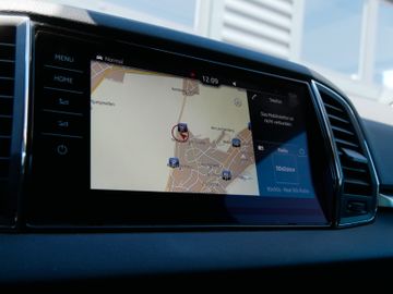 Skoda Karoq Style 2.0TDI 4x4|VarioFlex|ACC|el. Sitz