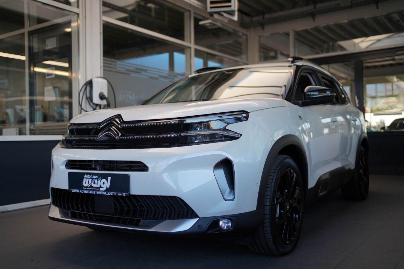 Fahrzeugabbildung Citroën C5 Aircross Plug In Hybrid 225 e-EAT8 Shine Pack
