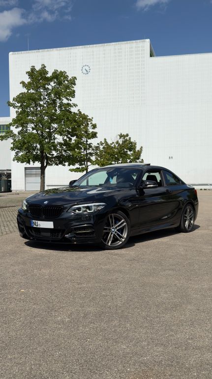 Image of BMW M240i