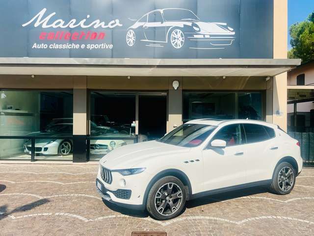 Maserati Levante 3.0 V6 275cv auto - book servic