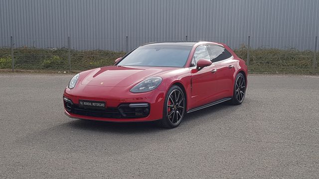 Porsche Panamera GTS Sport Turismo 4.0 V8 460 CH