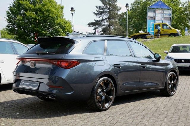 Fahrzeugabbildung SEAT Leon Sportstourer ACC NAVI LED
