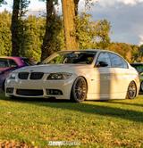 BMW 320i -E90