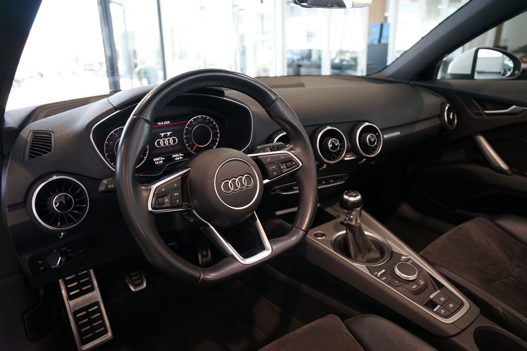 AUDI TT Roadster 1.8 TFSI | MMI | Xenon | Alcantara AUDI TT Roadster 1.8 TFSI | MMI | Xenon | Alcantara