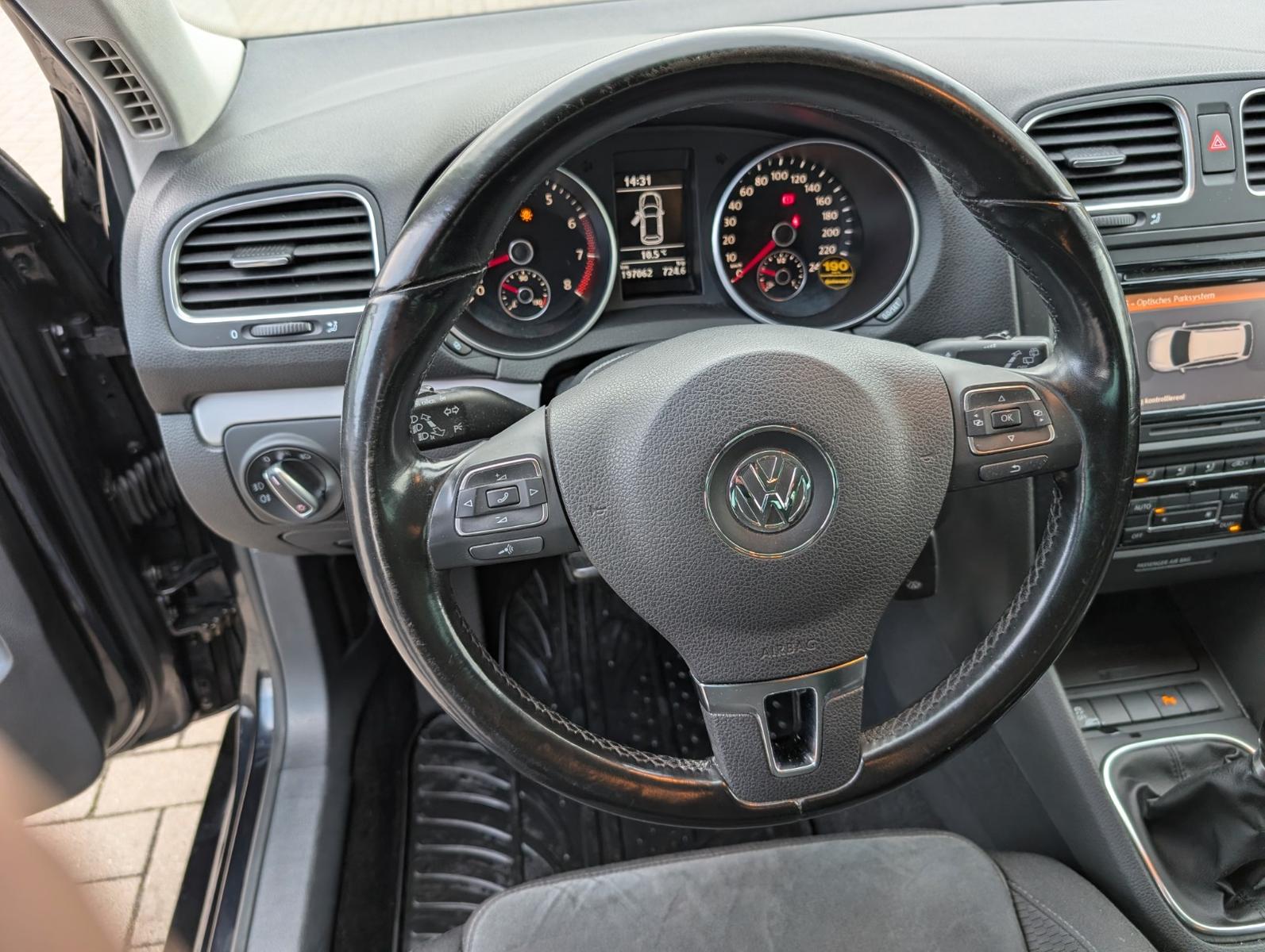 Volkswagen Golf 2011 — photo 10