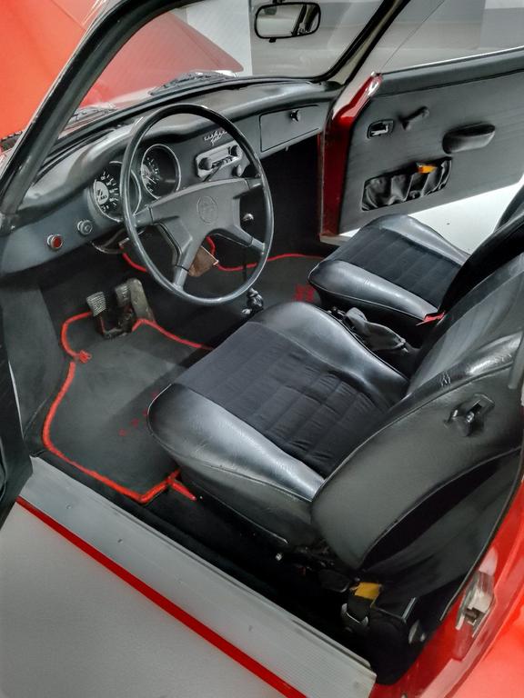 Volkswagen Karmann Ghia