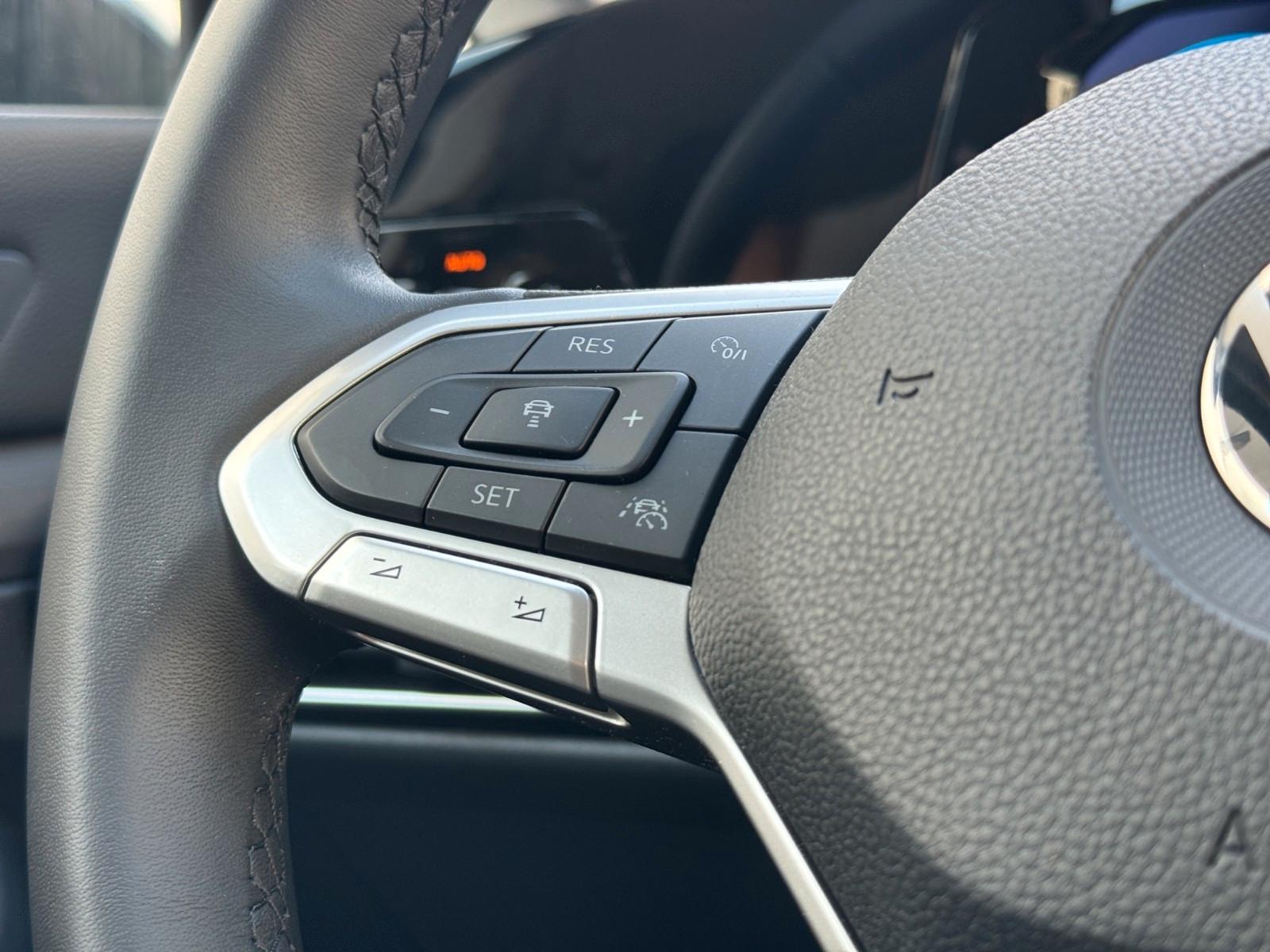 Volkswagen Golf VIII Lim. 2.0 TDI DSG Style ACC LED Sthzg, миниатюра 14
