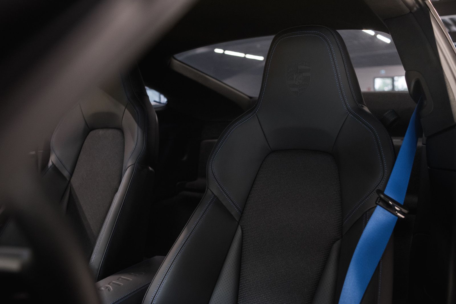 Fahrzeugabbildung Porsche 992/911 S/T - Lift - 90Ltr.Tank - BOSE - RKamera